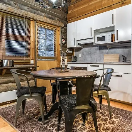 Bear Cub - Ruka Slopes, Ski, Hiking * Kuusamo